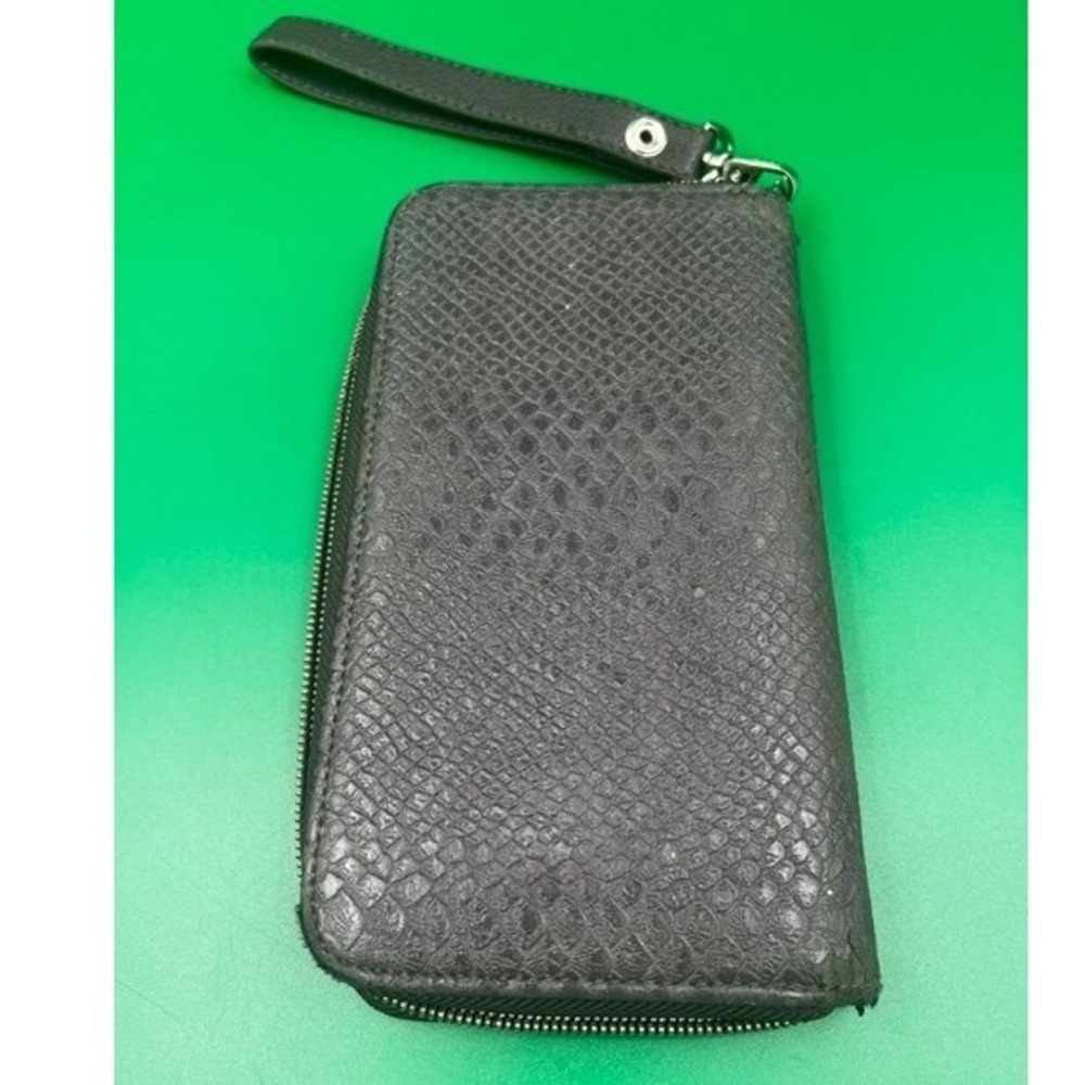 Jewell by Thirty-One Wristlet Wallet Women OS Grey Snakeskin Zip Around